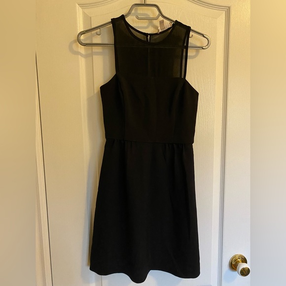 Banana Republic Little Black Dress Petite Size 00P - Picture 2 of 7